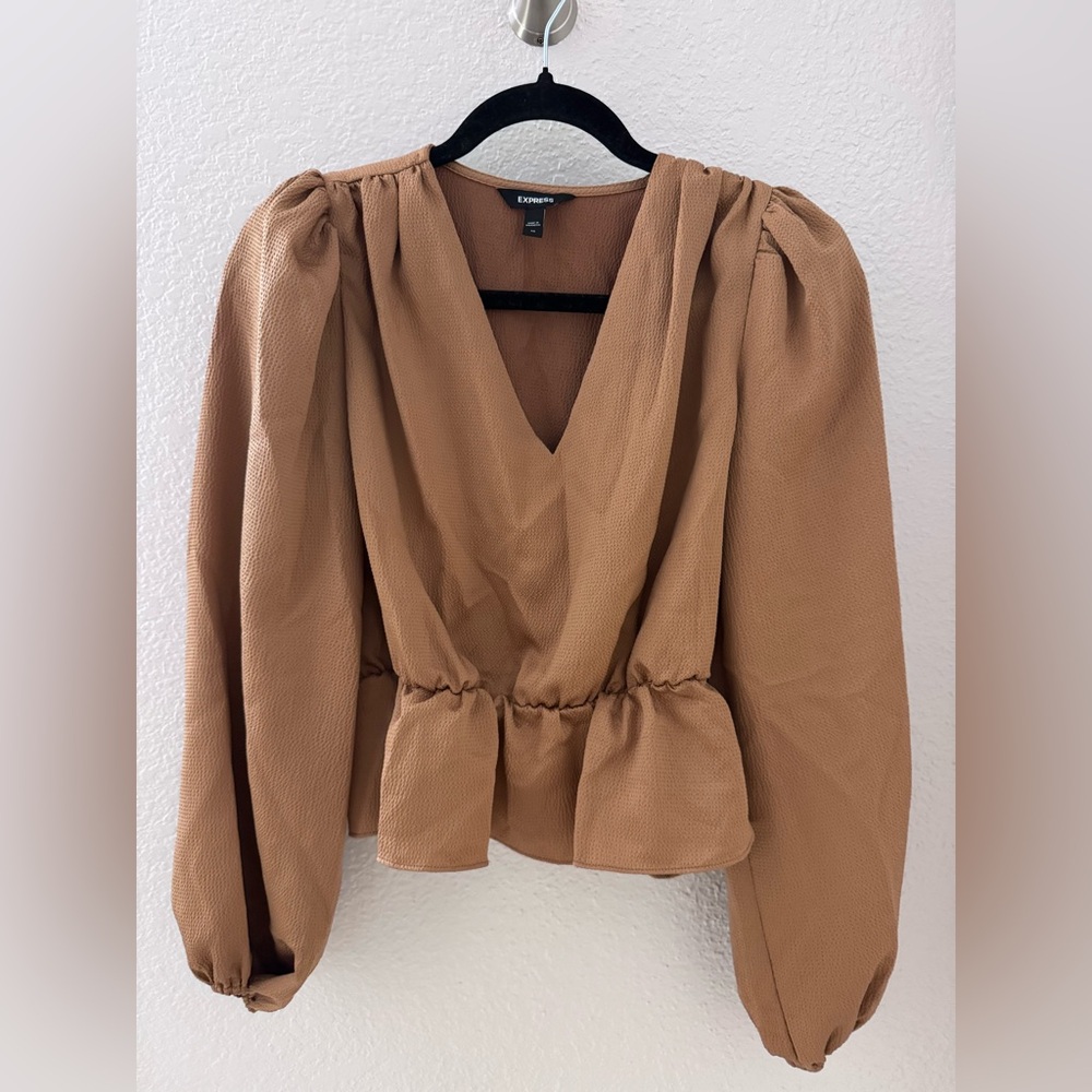 Express Camel V-Neck Peplum Blouse